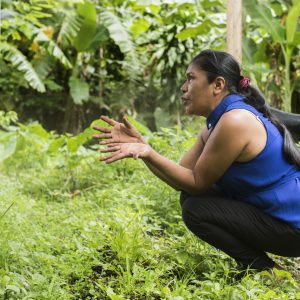 14/6/23. Ujarrás de Buenos Aires de Puntarenas. En esta zona indigena se ha puesto en práctica un programa tecnológico de la UCR para ayudar a estos agricultores a la conservación de semillas autoctonas.
Carmen Villanueva Vargas de 52 años.
Foto: Eyleen Vargas Dávila.