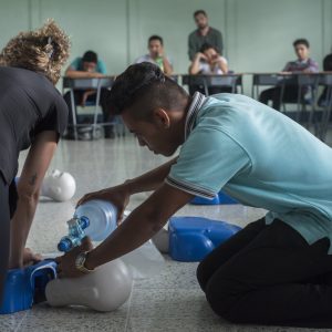 Miercoles 31 de mayo. Liceo diurno de Guarari, Guararí, Heredia.
Chicos reciben un curso de primeros auxilios con Marila Hilario (jeans) y Samantha Sazani (vestida toda de negro)
Jilber Jasmir Morales de 17 años.
foto: Eyleen Vargas Dávila.